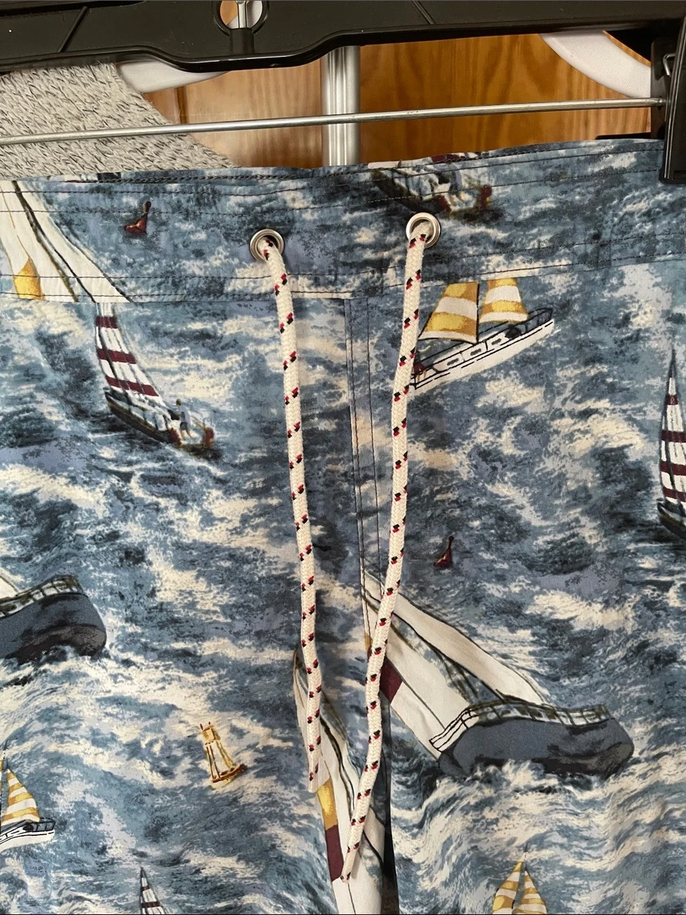 J. Crew Blue Sailboat Print Swim Shorts trunk Econyl Nylon Medium